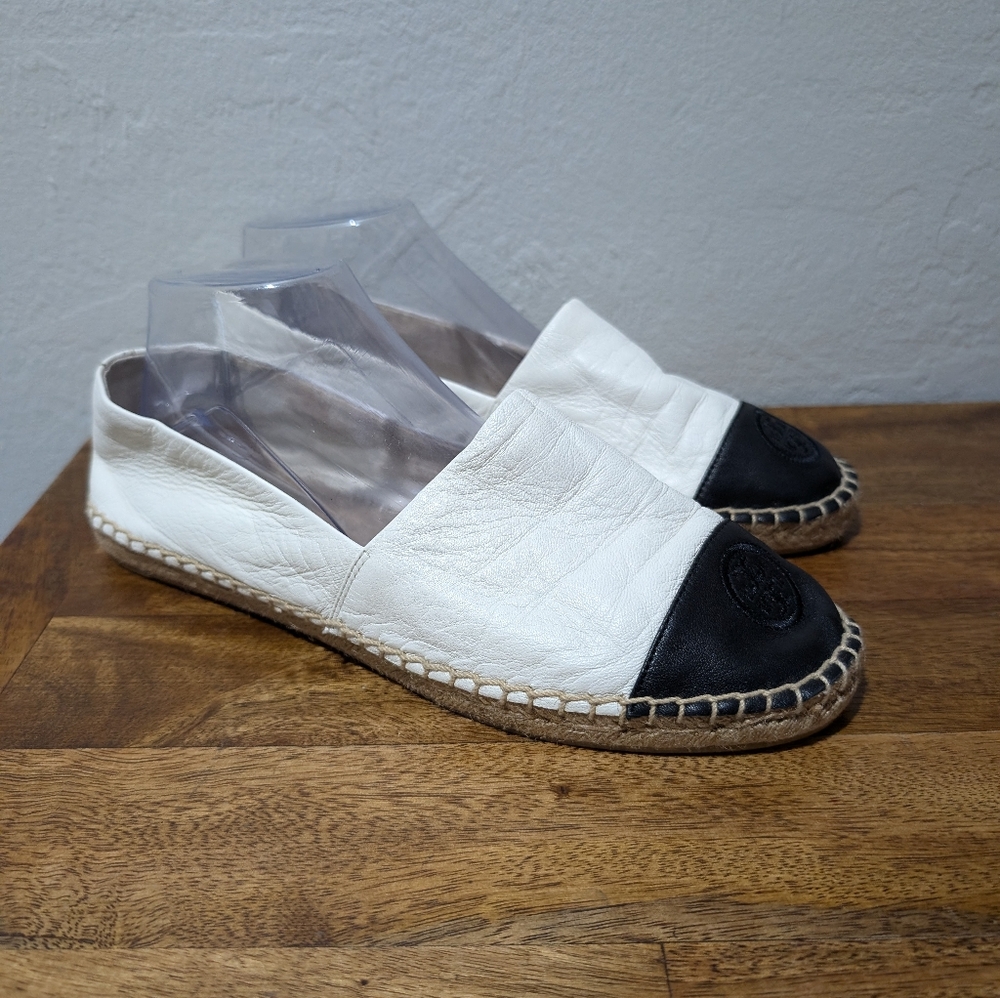Tory Burch ColorBlock White &‎ Black Cap Toe Nappa Leather Espadrille Flats 10